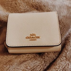 COACH TRIFOLD WALLET